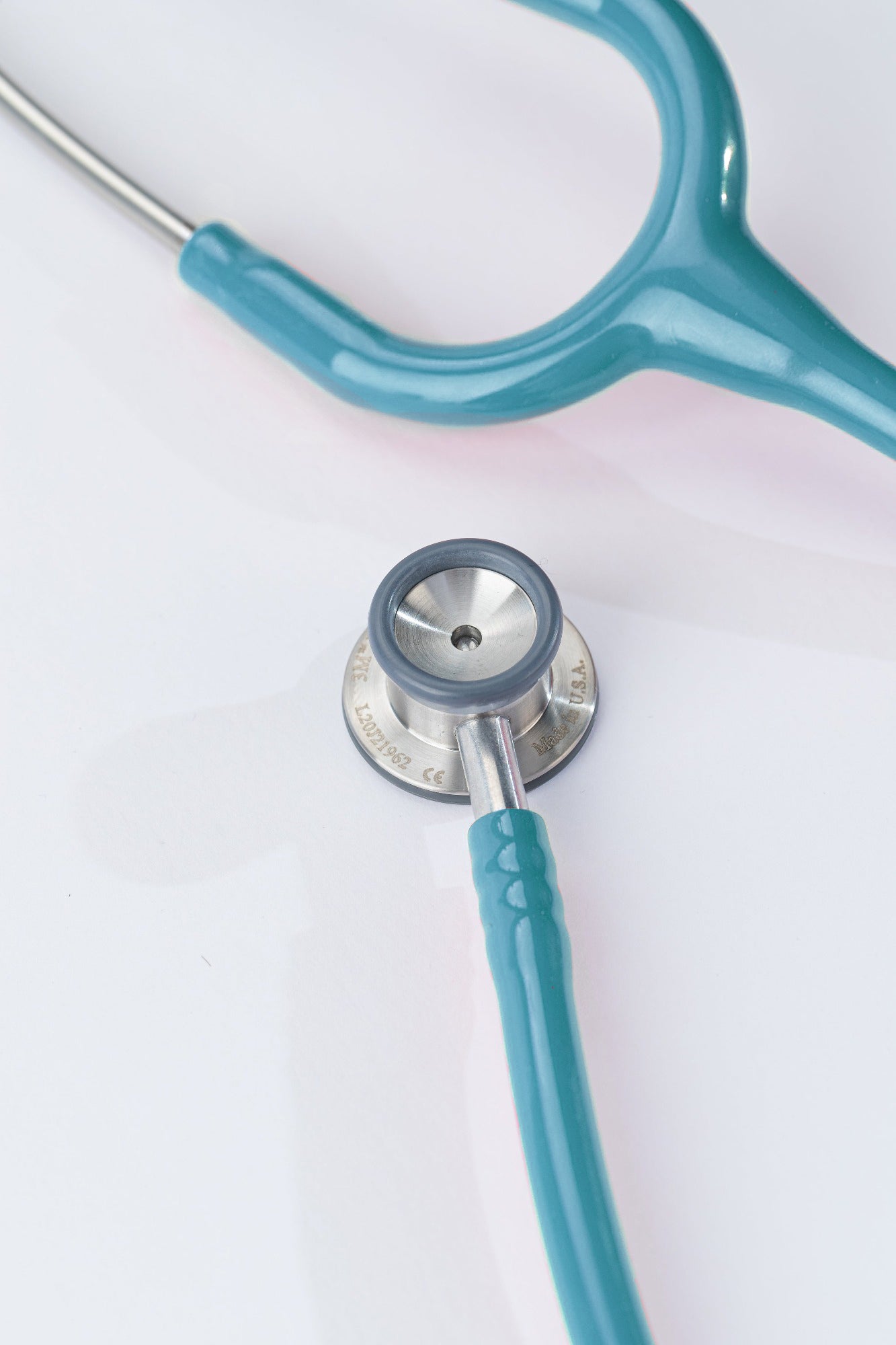 3M™ Littmann® Classic II Paediatric Stethoscope 2119, Standard-Finish Chestpiece, Caribbean Blue Tube