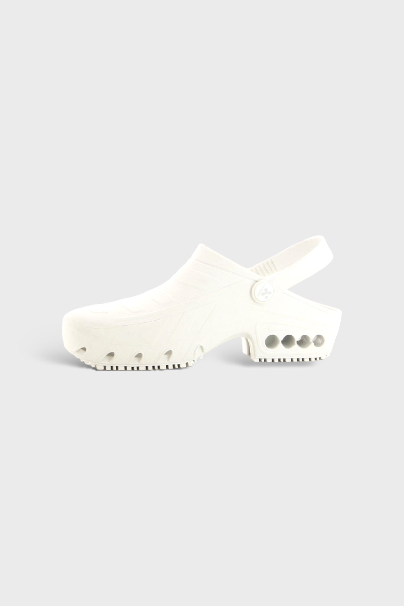 OXYCLOG - AUTOCLAVABLE OPERATING ROOM CLOGS WITH NON-SLIP OUTSOLE