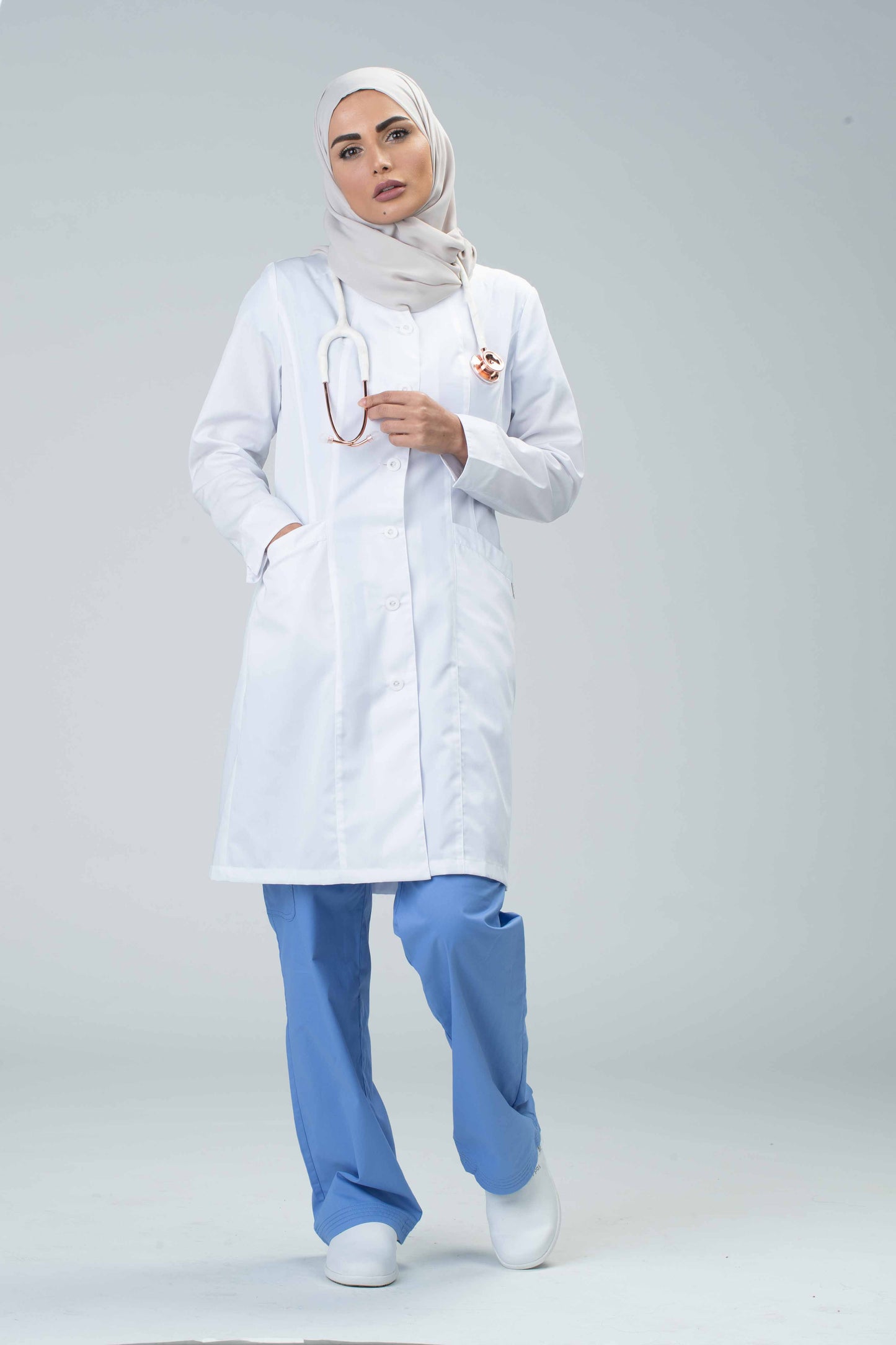 Jasmine Women's Semi fitted Labcoat