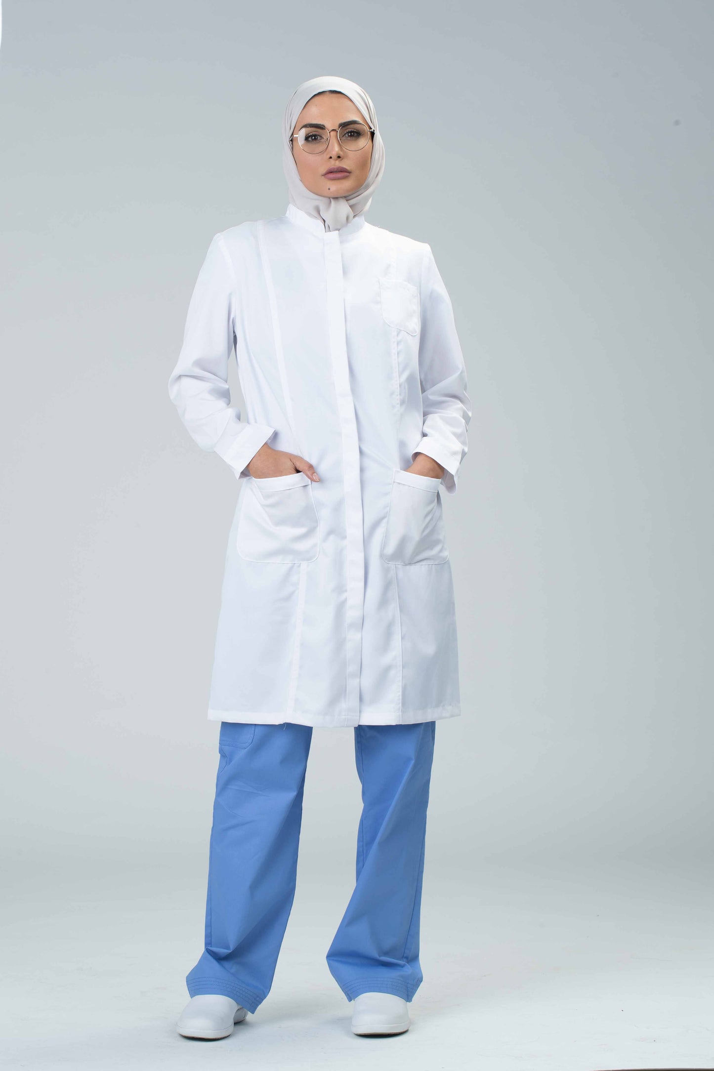 Linda Women's Semi Fitted Labcoat