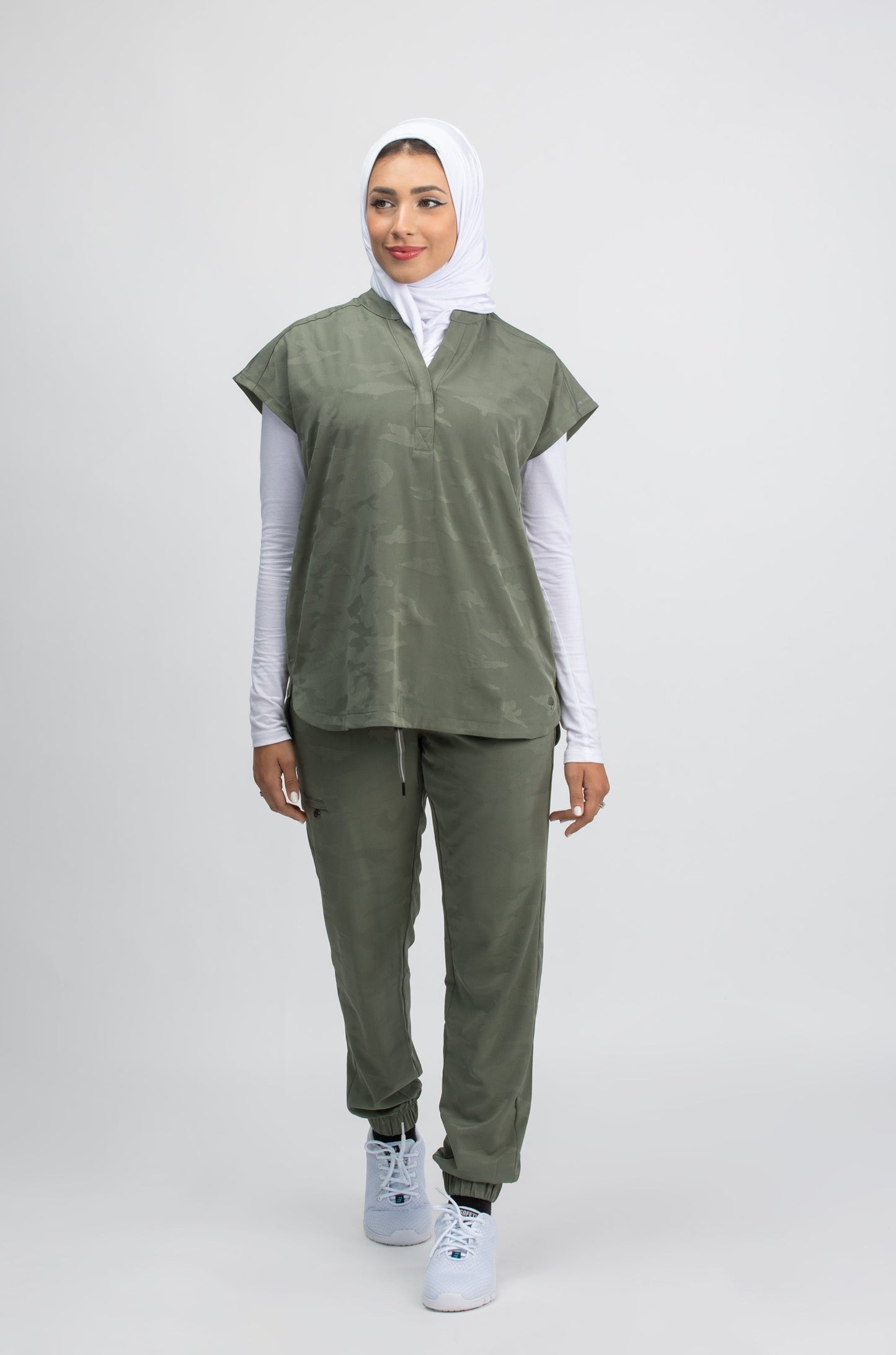 Mandarin Collar Boxy Jogger Scrub Set