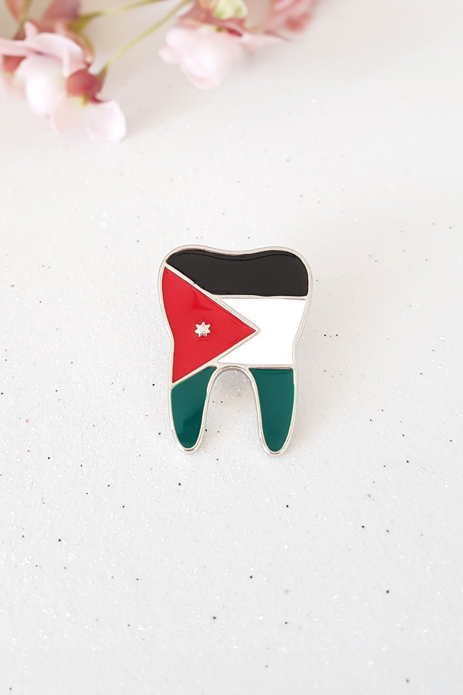 Jordan Tooth Pin