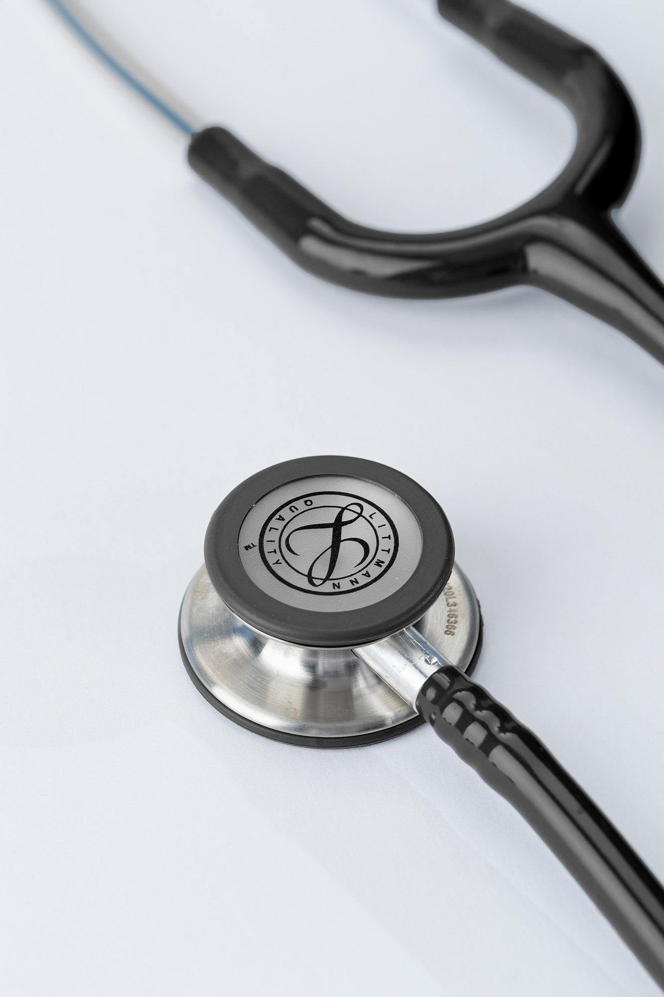 files-3mtm-littmann-classic-iiitm-stethoscope-black-tube-jpg