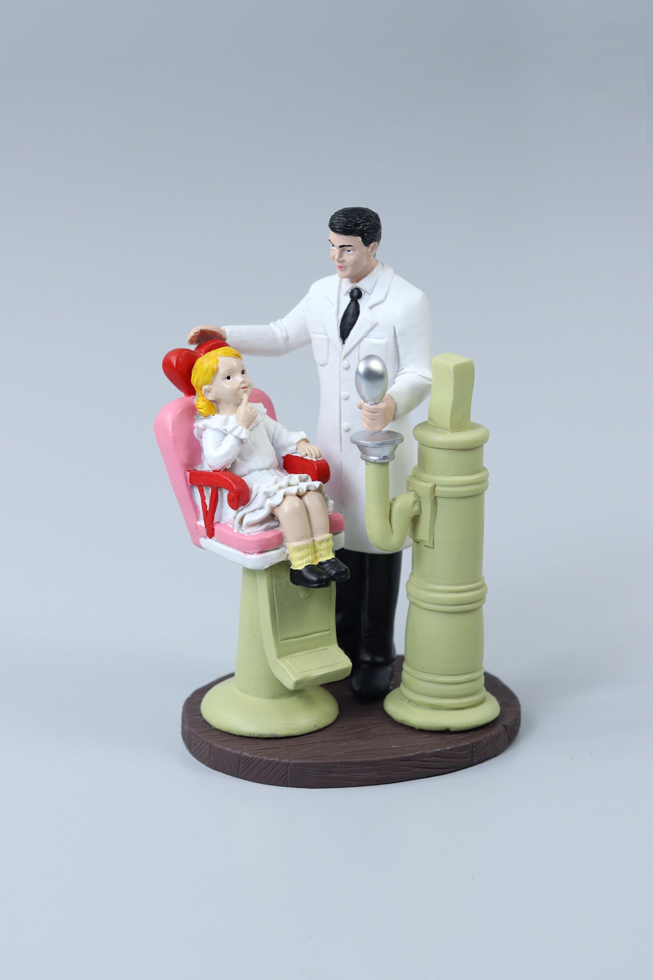 Dentist On Duty Figurine