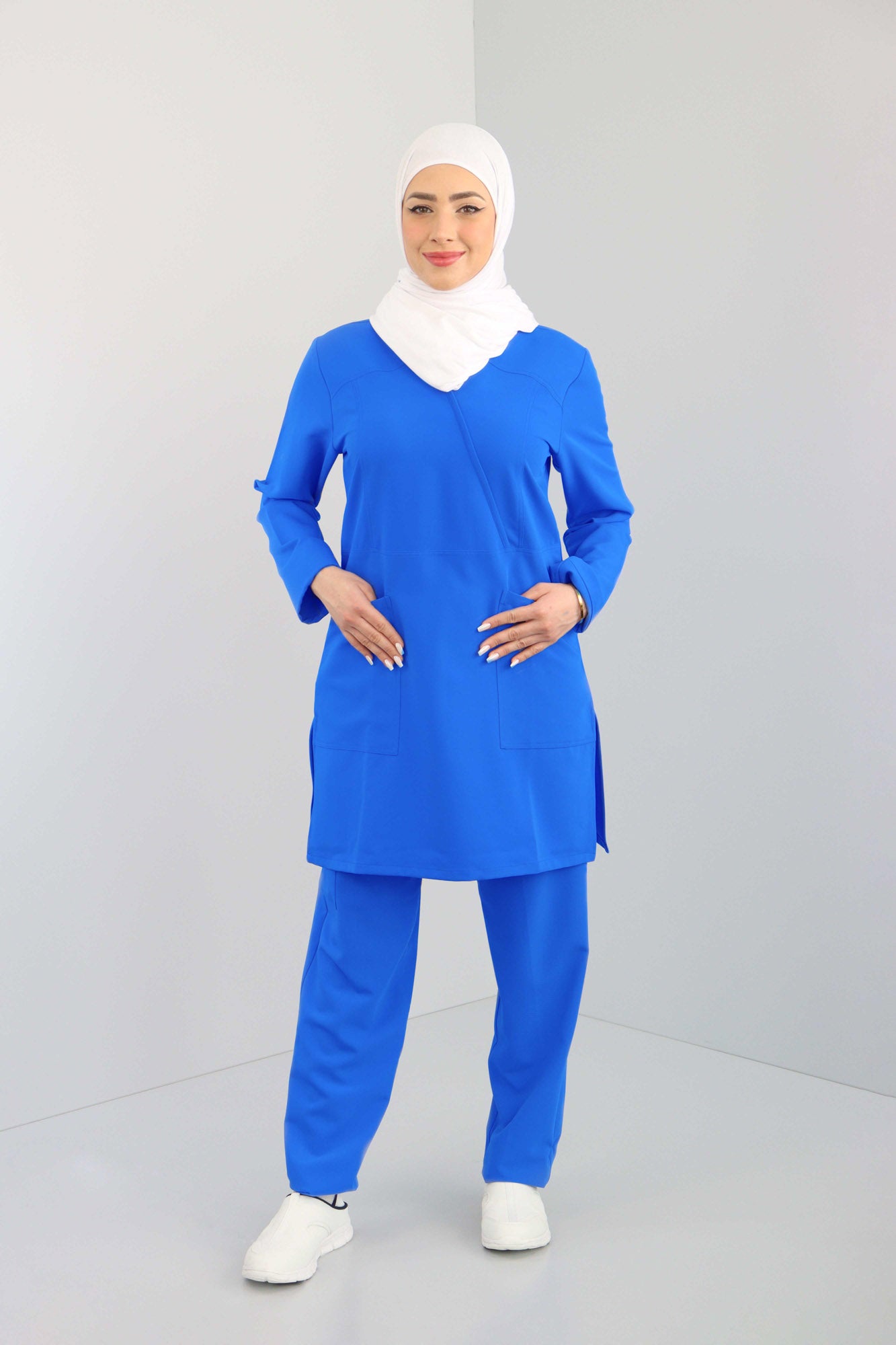 Hiba Women's Long Sleeve Scrub Set