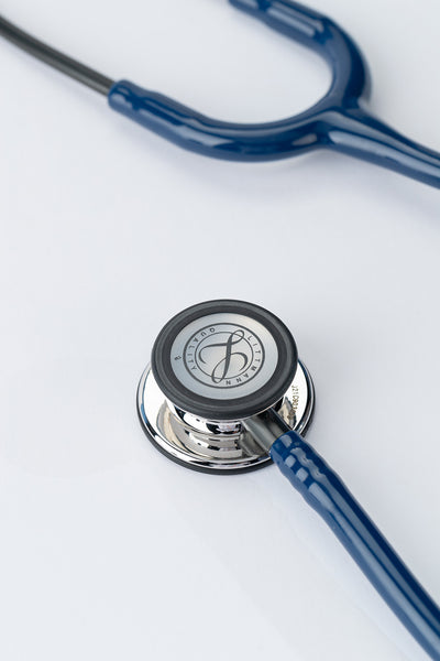 3M™ Littmann® Classic III™ Monitoring Stethoscope, Mirror - Finish Chestpiece, Navy Blue Tube, Smoke Stem and Headset, 27 inch, 5863
