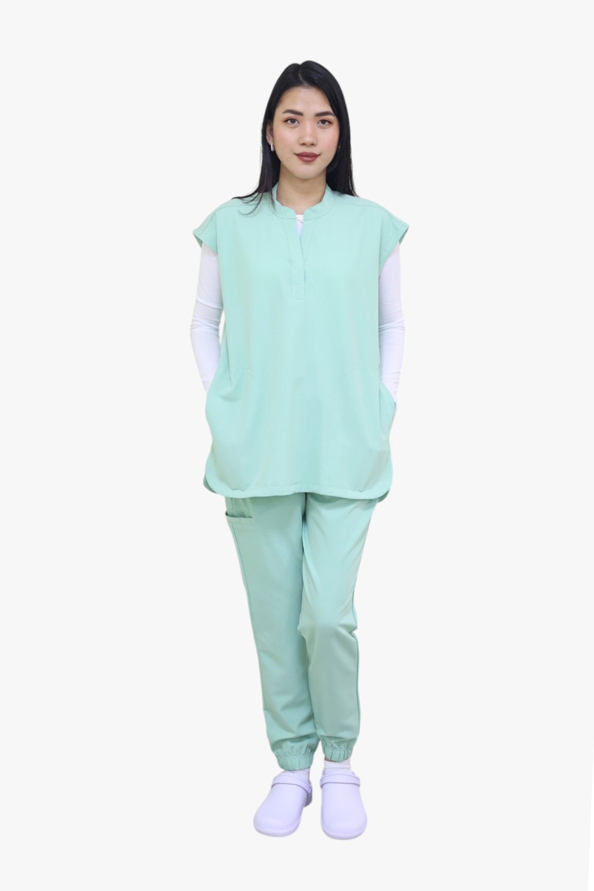 Sama Women’s Jogger Scrub Set – Modern, Sleek, and Comfortable