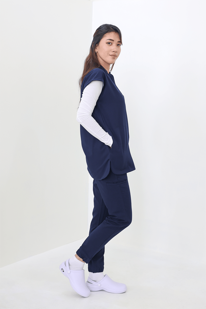 Sama Women’s Jogger Scrub Set – Modern, Sleek, and Comfortable