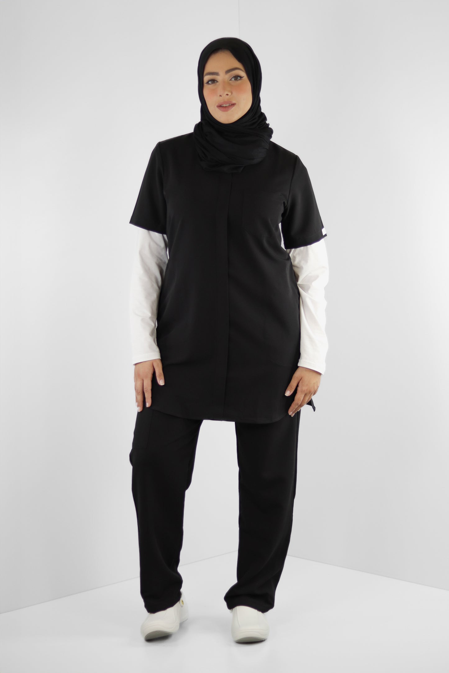 Aya Women’s Longline Scrub Set – Style Meets Comfort