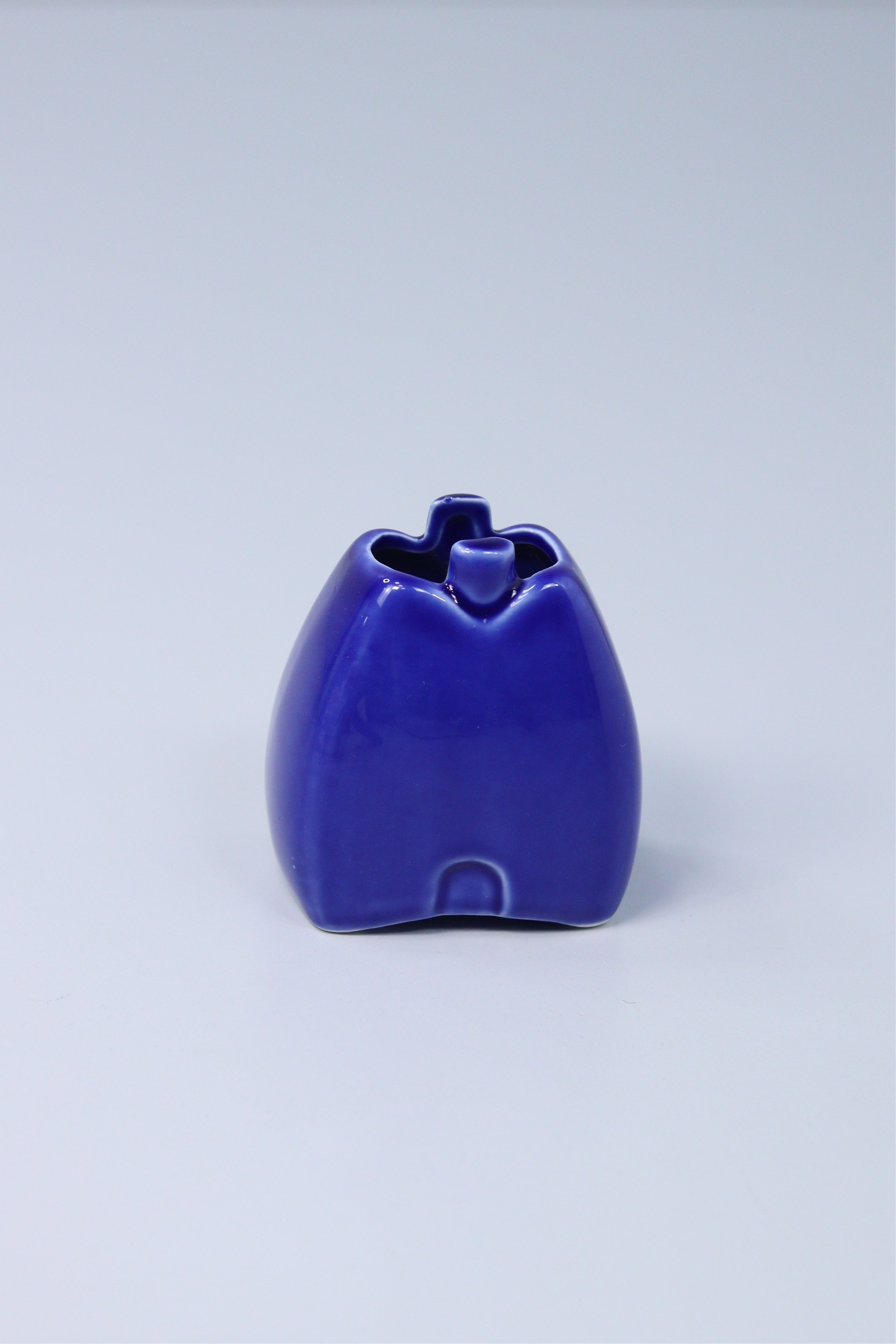 files-ceramic-lungs-pen-holder-jpg