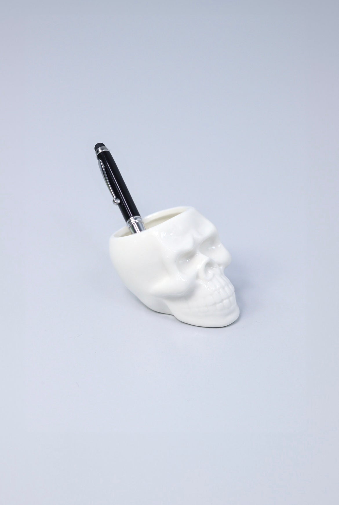 files-ceramic-skull-pen-holder-jpg