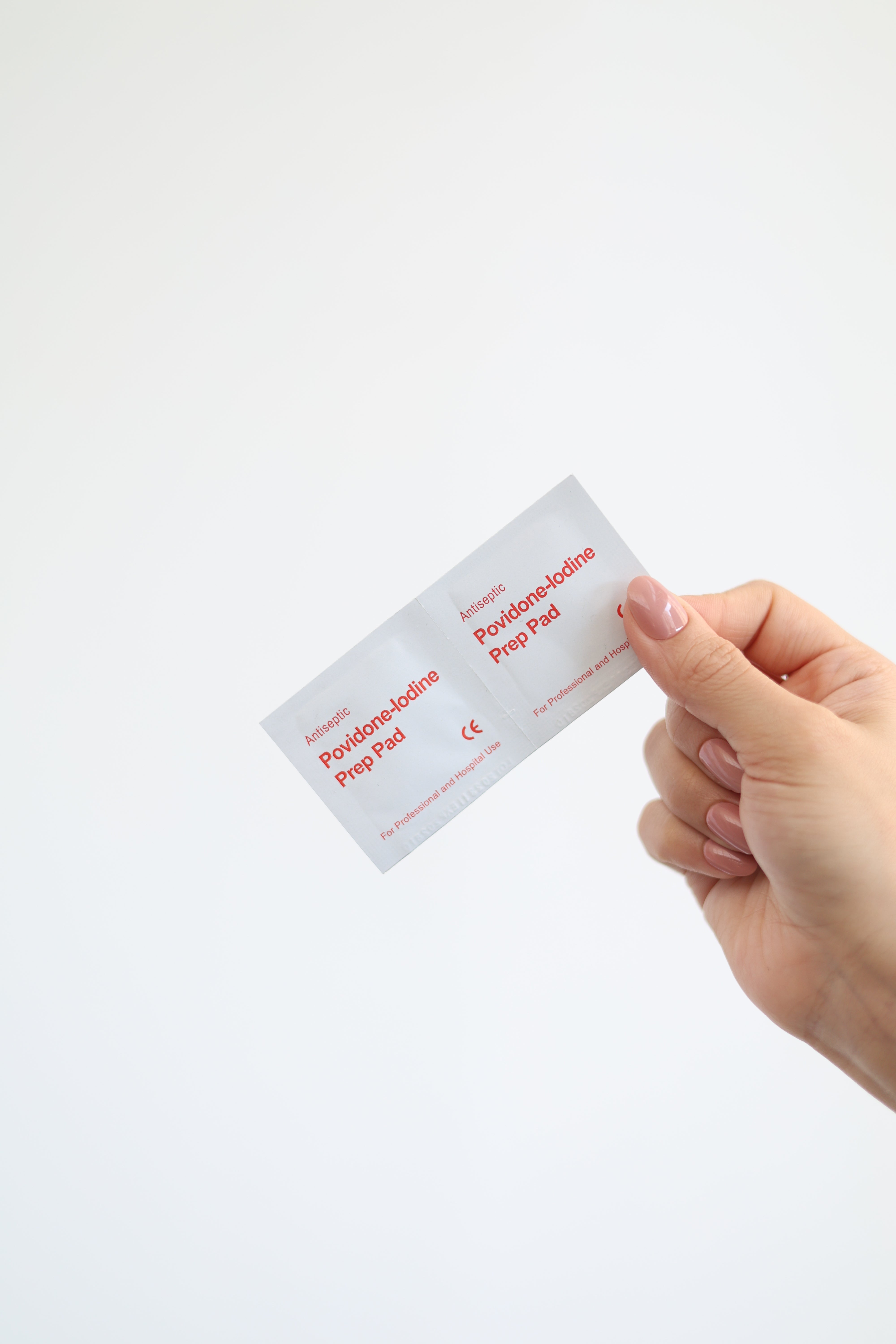 files-medical-emergency-essential-first-aid-kit-sixth-view-jpg