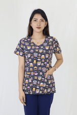 files-whoo-s-hip-zoe-chloe-performance-v-neck-print-scrub-png