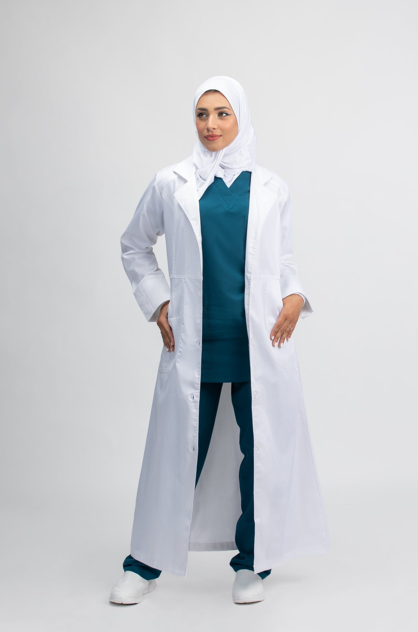 Mada Labcoat