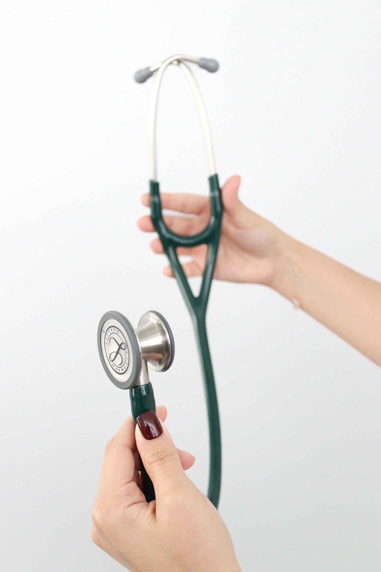 Littmann IV Hunter Green color Diagnostic Stethoscope Image