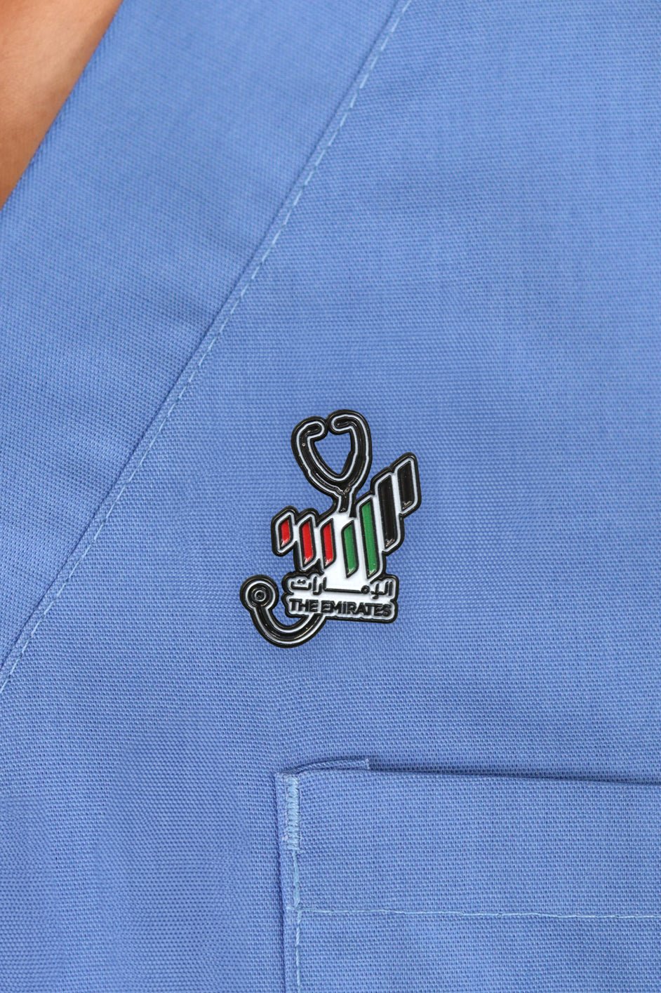دبوس بشعار الإمارات العربية المتحدة