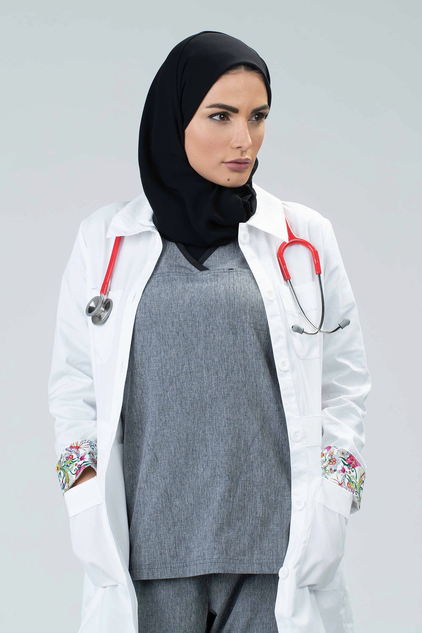 REBECCA Stylish fitted lab coat with beautiful facing on back of neck and interior cuffs