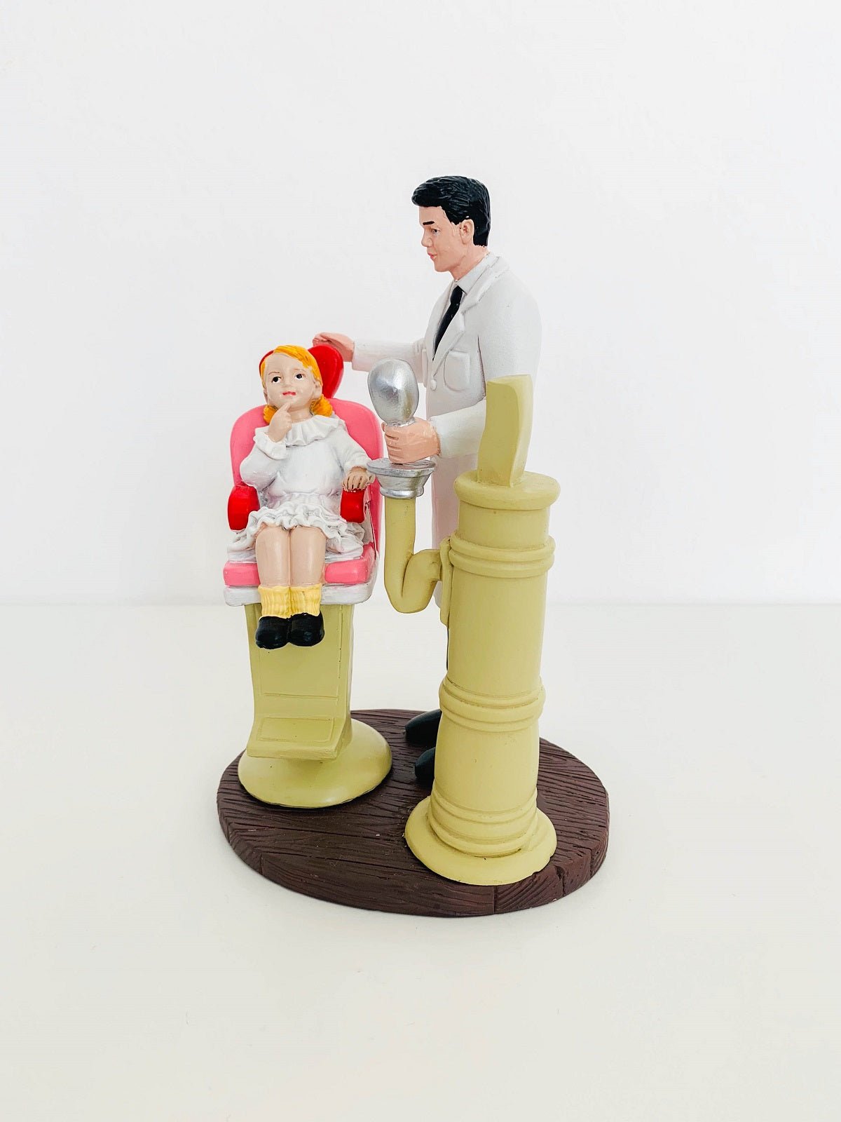 Dentist On Duty Figurine